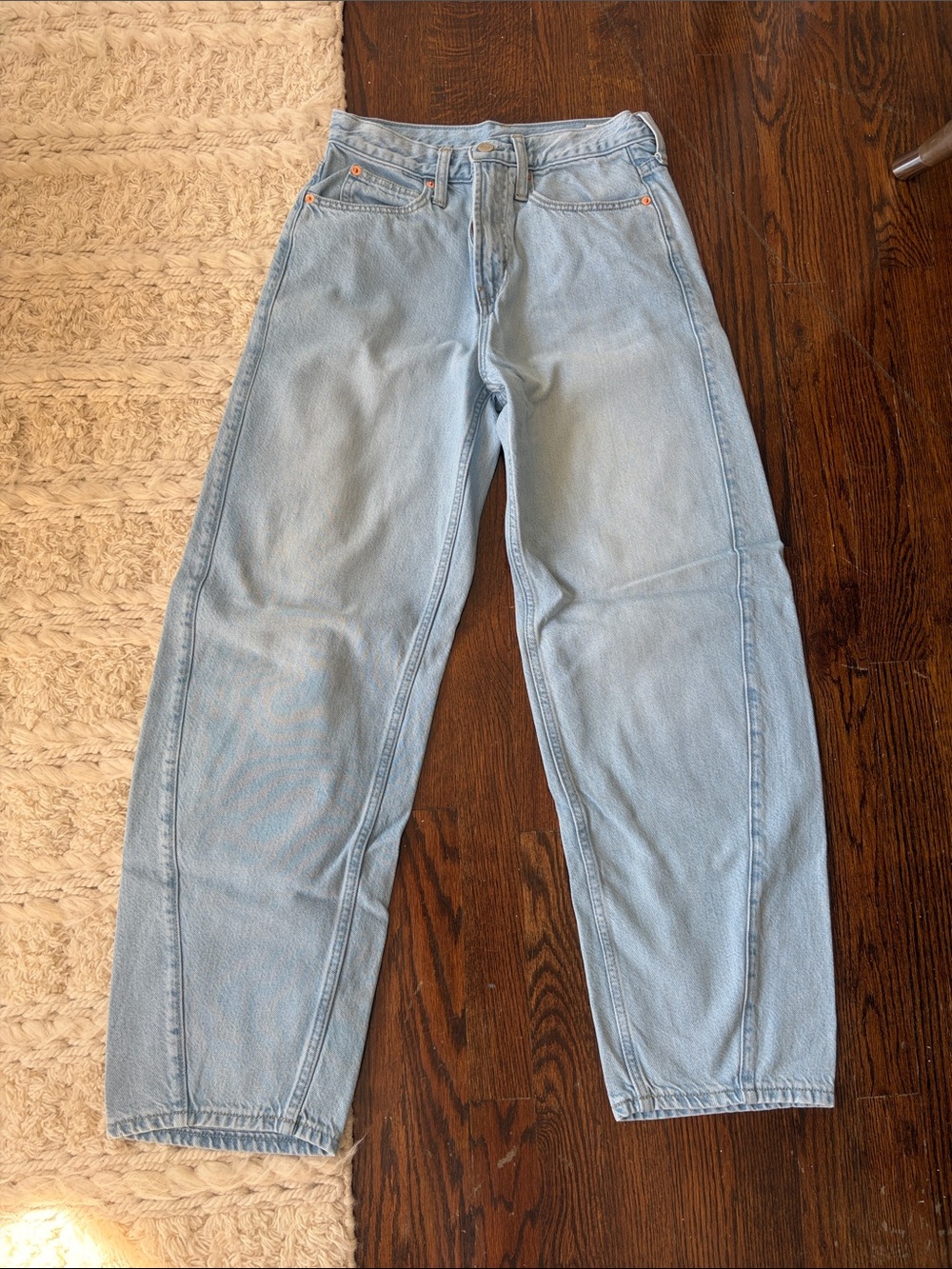 GAP Men's Relaxed Light Blue Denim Jeans